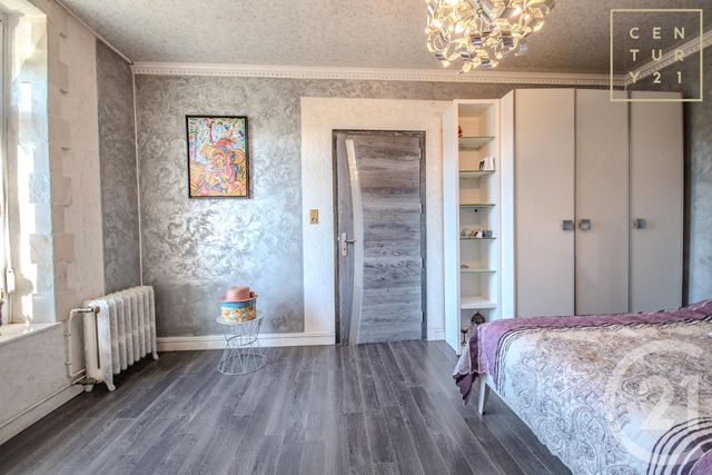 maison à vendre - 7 pièces - 10.58 m2 - MAUBEUGE - 59 - NORD-PAS-DE-CALAIS - Century 21 Terre Du Nord