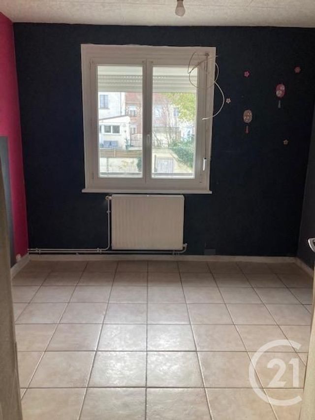 maison à vendre - 5 pièces - 83.99 m2 - HAUTMONT - 59 - NORD-PAS-DE-CALAIS - Century 21 Terre Du Nord