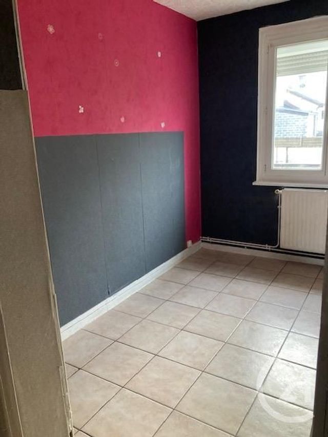 maison à vendre - 5 pièces - 83.99 m2 - HAUTMONT - 59 - NORD-PAS-DE-CALAIS - Century 21 Terre Du Nord