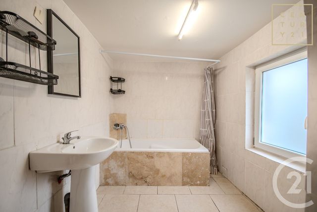 maison à vendre - 4 pièces - 63.79 m2 - FERRIERE LA PETITE - 59 - NORD-PAS-DE-CALAIS - Century 21 Terre Du Nord