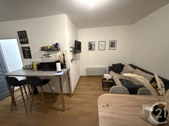 maison à vendre - 20 pièces - 320.0 m2 - MAUBEUGE - 59 - NORD-PAS-DE-CALAIS - Century 21 Terre Du Nord