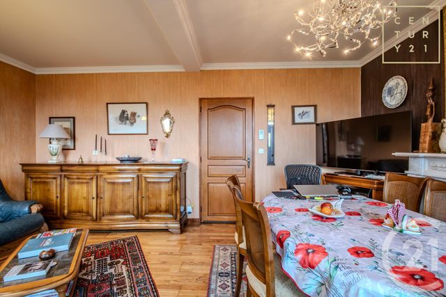 Appartement F4 à vendre - 4 pièces - 82.06 m2 - MAUBEUGE - 59 - NORD-PAS-DE-CALAIS - Century 21 Terre Du Nord