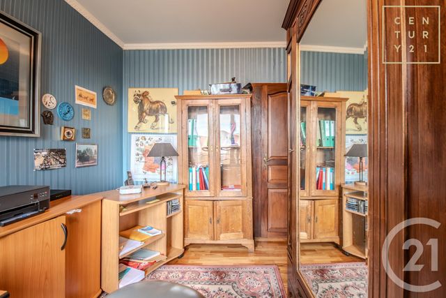 Appartement F4 à vendre - 4 pièces - 82.06 m2 - MAUBEUGE - 59 - NORD-PAS-DE-CALAIS - Century 21 Terre Du Nord