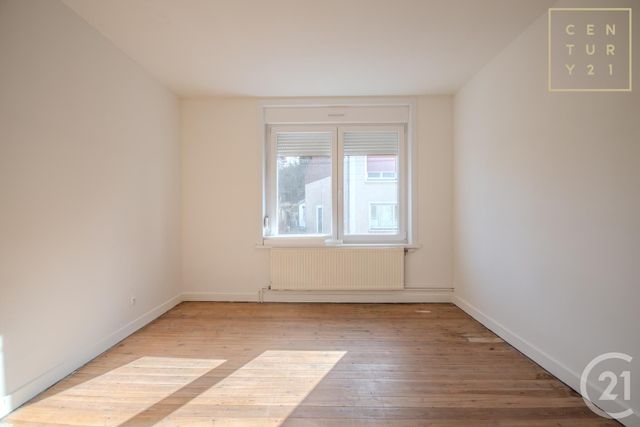 maison à vendre - 6 pièces - 147.09 m2 - HAUTMONT - 59 - NORD-PAS-DE-CALAIS - Century 21 Terre Du Nord