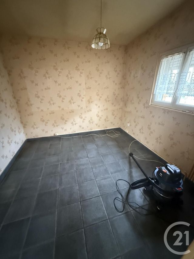 maison à vendre - 5 pièces - 71.0 m2 - MAUBEUGE - 59 - NORD-PAS-DE-CALAIS - Century 21 Terre Du Nord