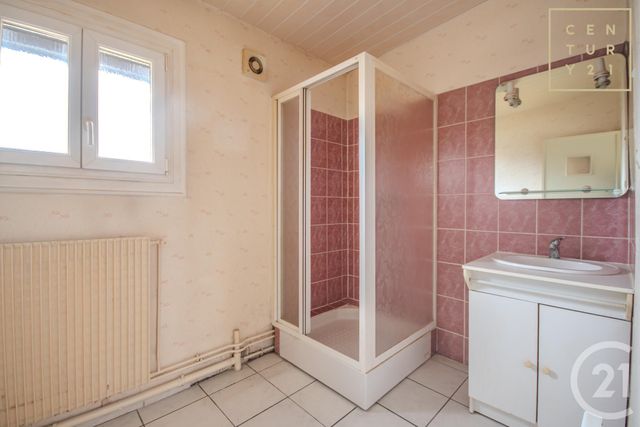 maison à vendre - 5 pièces - 71.0 m2 - MAUBEUGE - 59 - NORD-PAS-DE-CALAIS - Century 21 Terre Du Nord