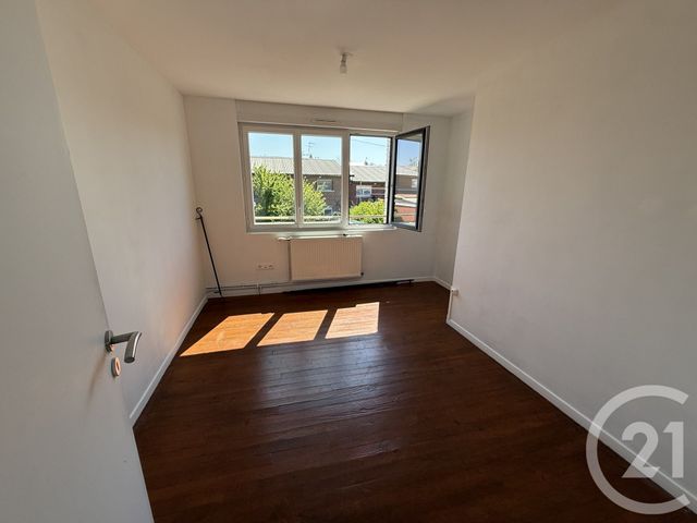 maison à louer - 4 pièces - 77.0 m2 - JEUMONT - 59 - NORD-PAS-DE-CALAIS - Century 21 Terre Du Nord
