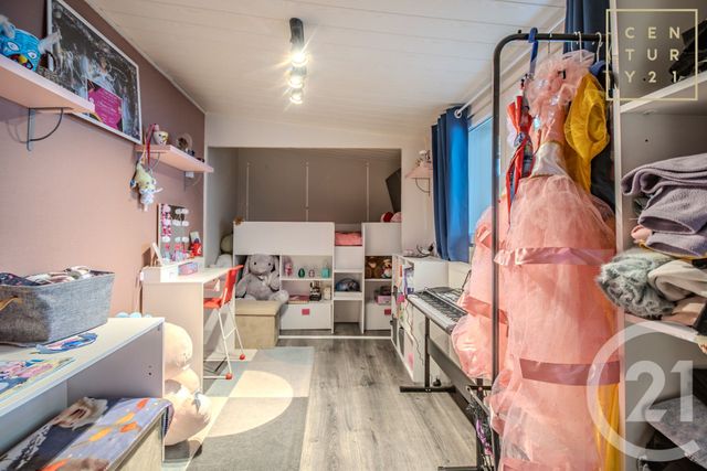 maison à vendre - 4 pièces - 64.68 m2 - HAUTMONT - 59 - NORD-PAS-DE-CALAIS - Century 21 Terre Du Nord