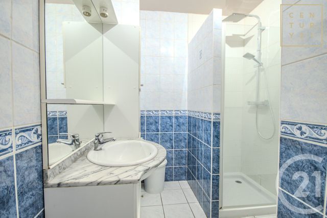 maison à vendre - 4 pièces - 64.68 m2 - HAUTMONT - 59 - NORD-PAS-DE-CALAIS - Century 21 Terre Du Nord