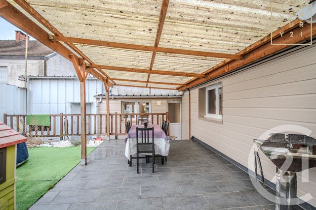 maison à vendre - 4 pièces - 64.68 m2 - HAUTMONT - 59 - NORD-PAS-DE-CALAIS - Century 21 Terre Du Nord