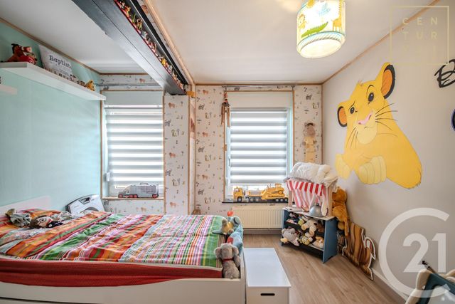 maison à vendre - 5 pièces - 136.47 m2 - HAUTMONT - 59 - NORD-PAS-DE-CALAIS - Century 21 Terre Du Nord