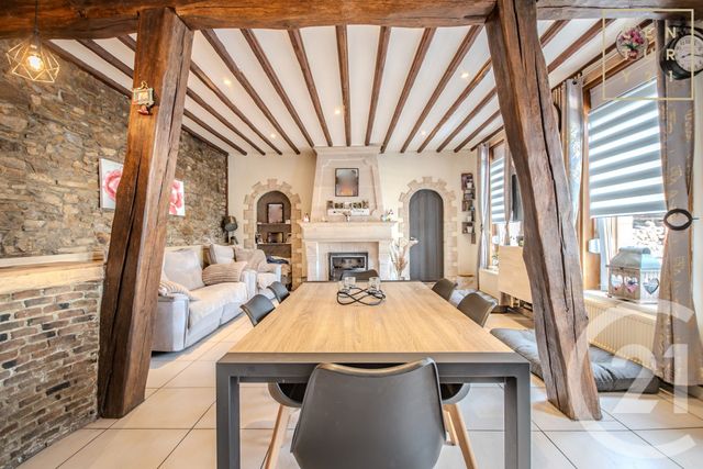 maison à vendre - 5 pièces - 136.47 m2 - HAUTMONT - 59 - NORD-PAS-DE-CALAIS - Century 21 Terre Du Nord