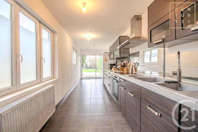 maison à vendre - 5 pièces - 100.0 m2 - HAUTMONT - 59 - NORD-PAS-DE-CALAIS - Century 21 Terre Du Nord