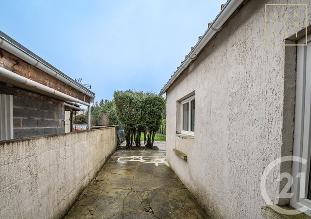 maison à vendre - 5 pièces - 100.0 m2 - HAUTMONT - 59 - NORD-PAS-DE-CALAIS - Century 21 Terre Du Nord