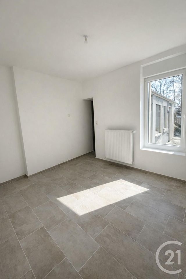 maison à louer - 6 pièces - 67.0 m2 - AULNOYE AYMERIES - 59 - NORD-PAS-DE-CALAIS - Century 21 Terre Du Nord