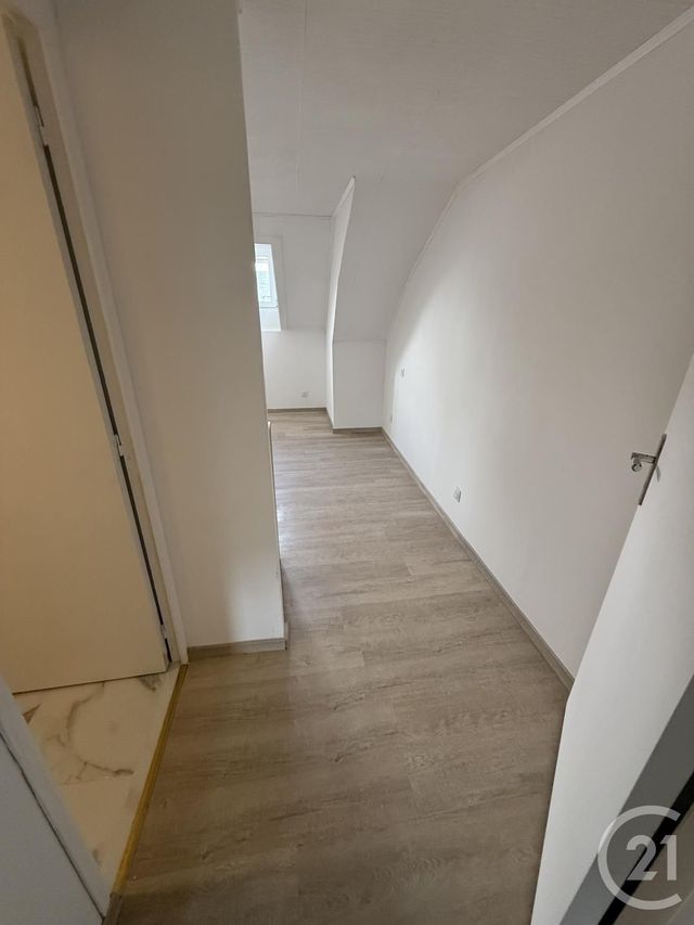 Appartement Studio à louer HAUTMONT