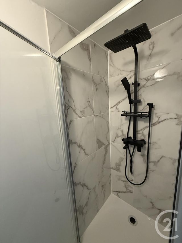 Appartement Studio à louer - 1 pièce - 15.32 m2 - HAUTMONT - 59 - NORD-PAS-DE-CALAIS - Century 21 Terre Du Nord