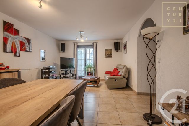 maison à vendre - 6 pièces - 100.0 m2 - JEUMONT - 59 - NORD-PAS-DE-CALAIS - Century 21 Terre Du Nord