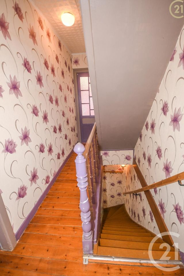Afficher la photo en grand maison à vendre - 10 pièces - 165.0 m2 - HAUTMONT - 59 - NORD-PAS-DE-CALAIS - Century 21 Terre Du Nord