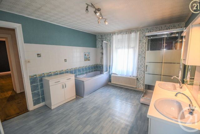 Afficher la photo en grand maison à vendre - 10 pièces - 165.0 m2 - HAUTMONT - 59 - NORD-PAS-DE-CALAIS - Century 21 Terre Du Nord