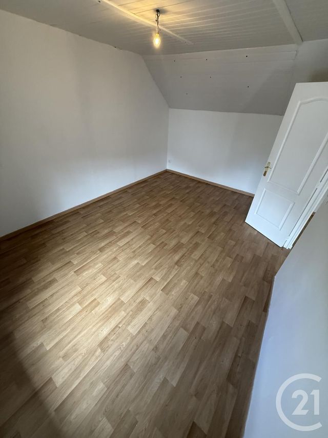 maison à louer - 4 pièces - 67.0 m2 - FERRIERE LA PETITE - 59 - NORD-PAS-DE-CALAIS - Century 21 Terre Du Nord