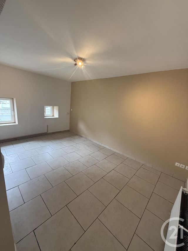 maison à louer - 4 pièces - 67.0 m2 - FERRIERE LA PETITE - 59 - NORD-PAS-DE-CALAIS - Century 21 Terre Du Nord