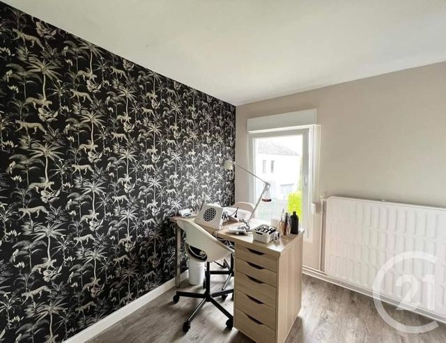 maison à louer - 4 pièces - 66.0 m2 - ROUSIES - 59 - NORD-PAS-DE-CALAIS - Century 21 Terre Du Nord