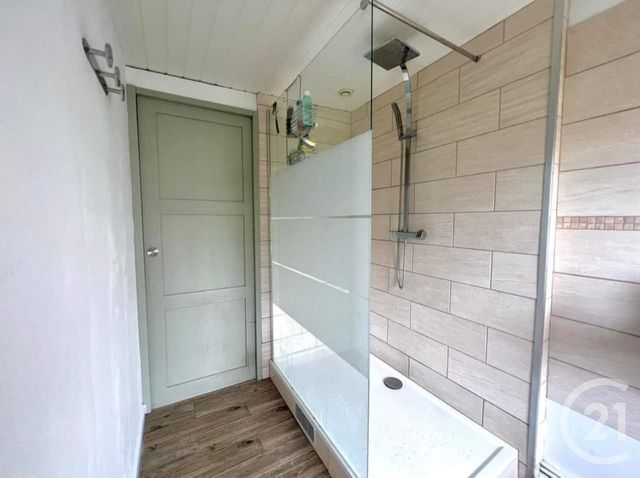 maison à louer - 4 pièces - 66.0 m2 - ROUSIES - 59 - NORD-PAS-DE-CALAIS - Century 21 Terre Du Nord