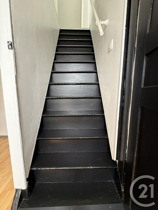 maison à louer - 4 pièces - 64.59 m2 - HAUTMONT - 59 - NORD-PAS-DE-CALAIS - Century 21 Terre Du Nord