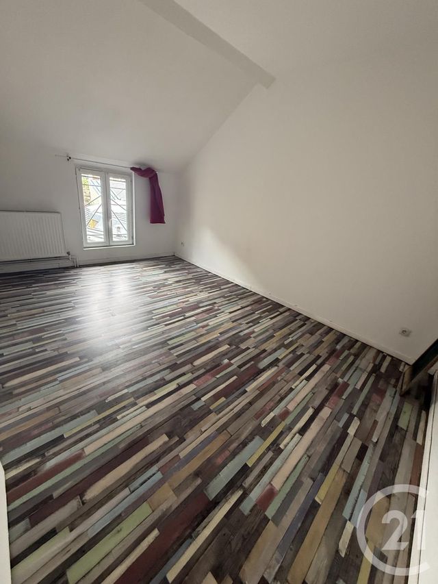 maison à louer - 4 pièces - 50.0 m2 - HAUTMONT - 59 - NORD-PAS-DE-CALAIS - Century 21 Terre Du Nord
