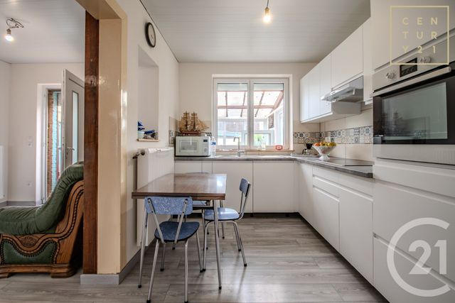 maison à vendre - 5 pièces - 89.37 m2 - HAUTMONT - 59 - NORD-PAS-DE-CALAIS - Century 21 Terre Du Nord
