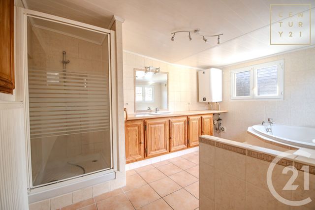 maison à vendre - 6 pièces - 88.0 m2 - HAUTMONT - 59 - NORD-PAS-DE-CALAIS - Century 21 Terre Du Nord