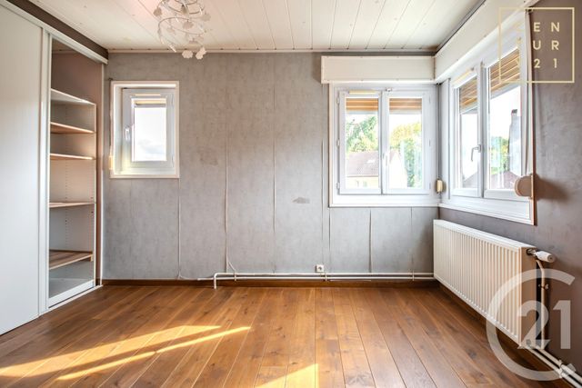 maison à vendre - 6 pièces - 88.0 m2 - HAUTMONT - 59 - NORD-PAS-DE-CALAIS - Century 21 Terre Du Nord