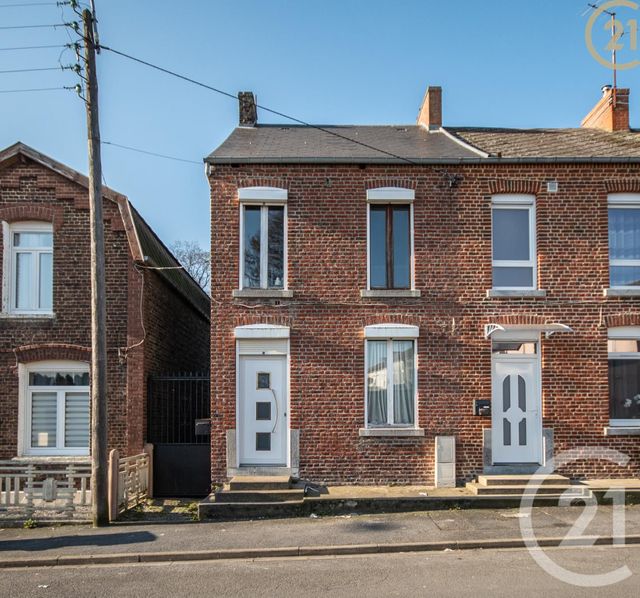 maison à vendre - 2 pièces - 71.0 m2 - MAUBEUGE - 59 - NORD-PAS-DE-CALAIS - Century 21 Terre Du Nord